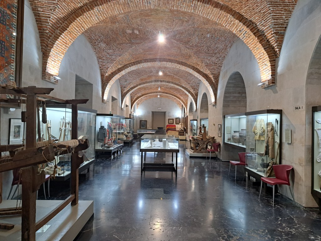 El museo de Plasencia que … ¡tiene tela!